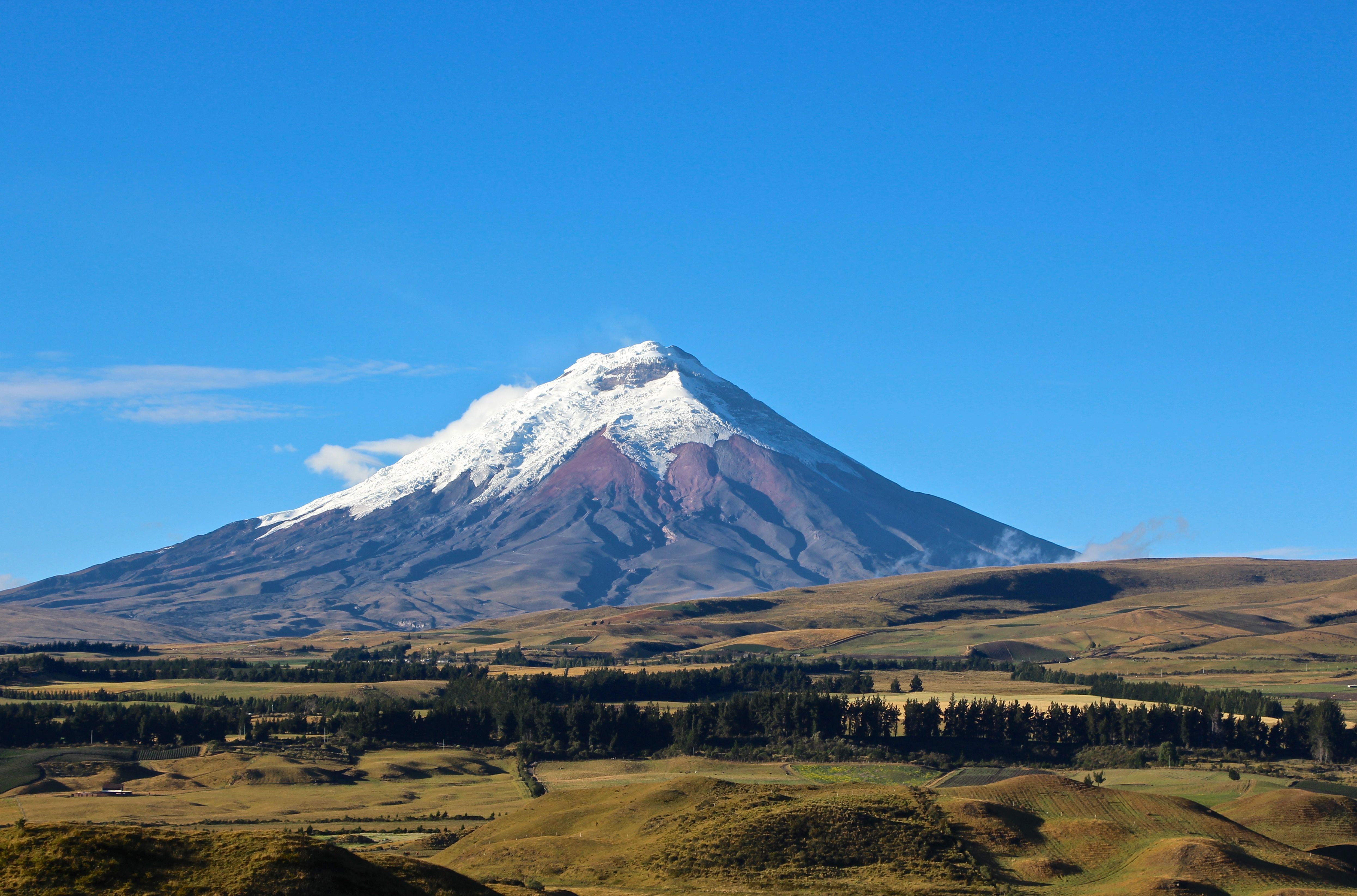 Cotopaxi clear day 2