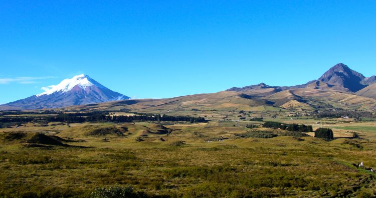 Cotopaxi clear day